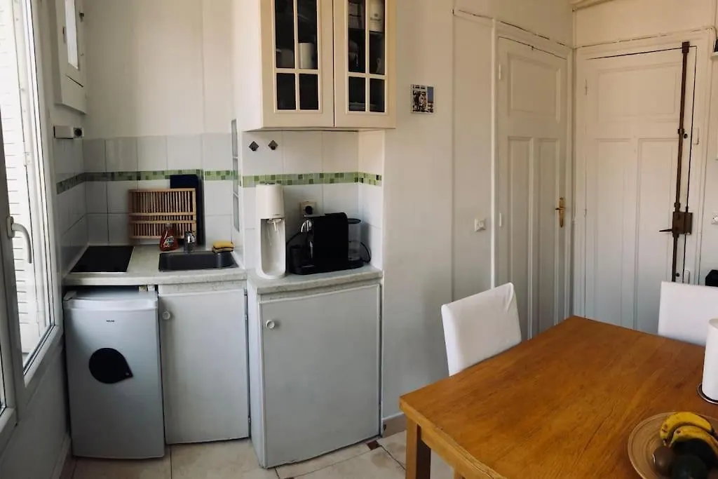 Cosy Studio Near Public Transport Apartment Paris